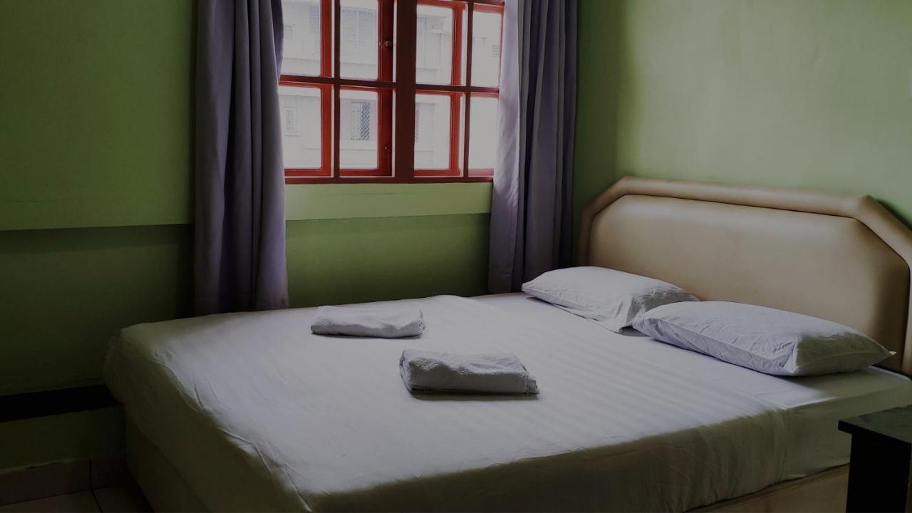 Borneo Gaya Lodge Кота-Кинабалу Экстерьер фото